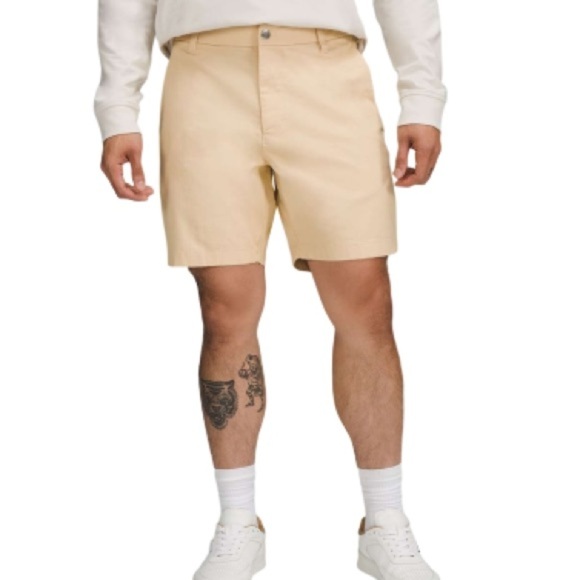 Lululemon Men’s Commission Classic-Fit Short 7" Oxford Prosecco / White Size 36 - Picture 1 of 13
